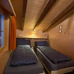 Semesterbostad Haus Maran Urmein